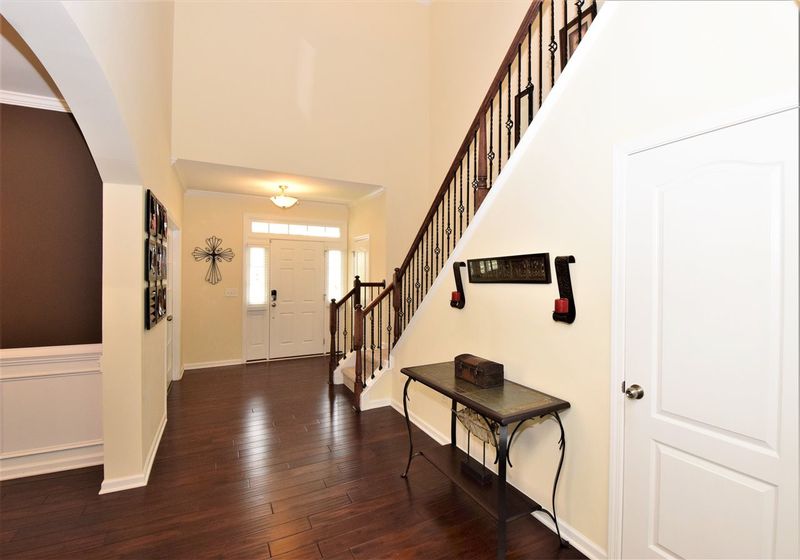 322 Holly Blossom Dr, Durham, NC 27703