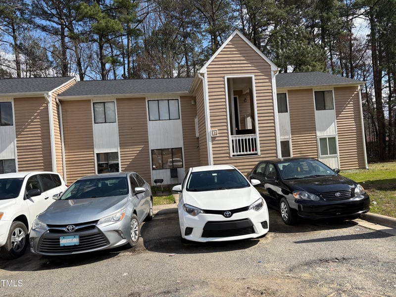 322 Junction Rd #17d, Durham, NC 27703