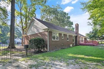322 Lofton Dr, Fayetteville, NC 28311