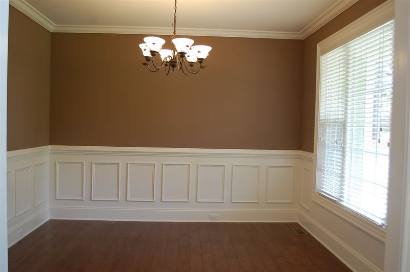 322 N Nassau St, Youngsville, NC 27596