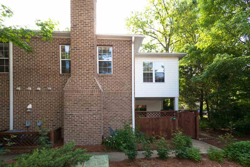 322 Summerwalk Cir #46, Chapel Hill, NC 27517