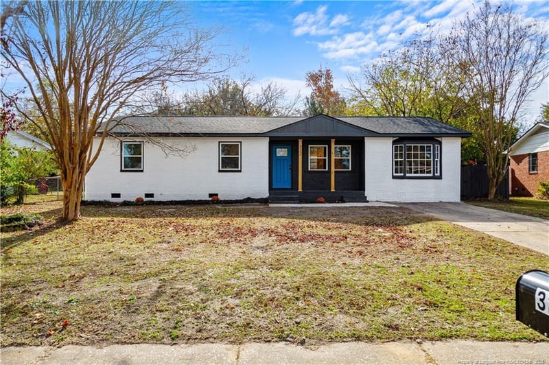 322 Tucson Dr, Fayetteville, NC 28303
