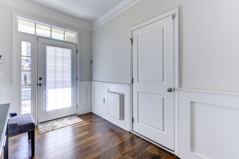 322 View Dr, Morrisville, NC 27560