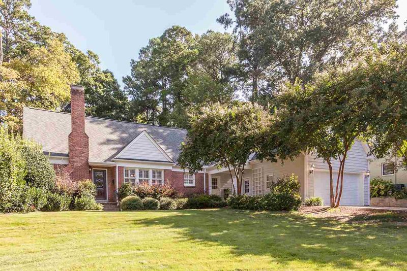 3220 Bedford Ave, Raleigh, NC 27607