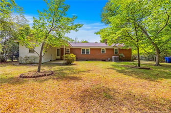 3220 Broadview Dr, Fayetteville, NC 28301
