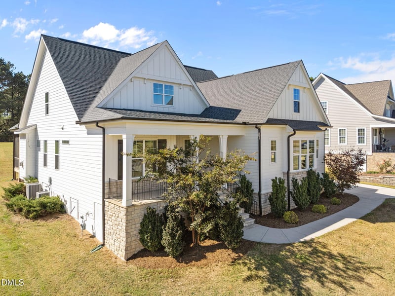 3220 Donlin Dr, Wake Forest, NC 27587