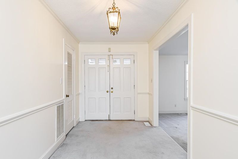3220 Marie Dr, Raleigh, NC 27604