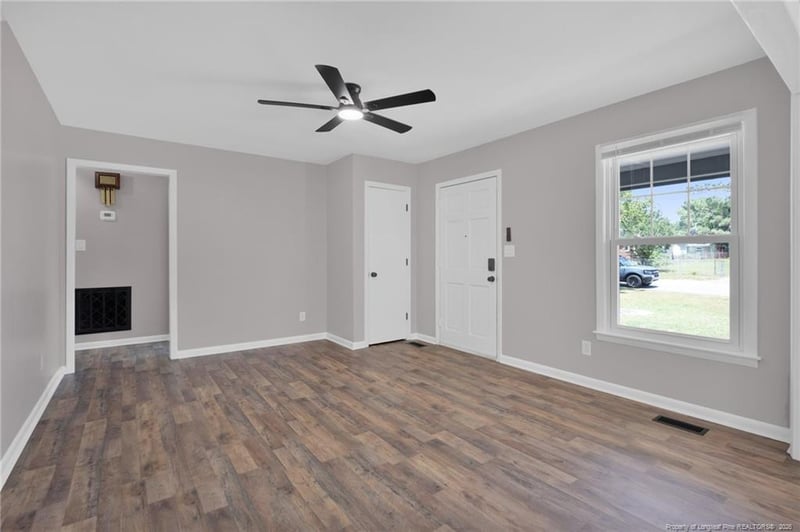 3220 Periwinkle Dr, Fayetteville, NC 28306
