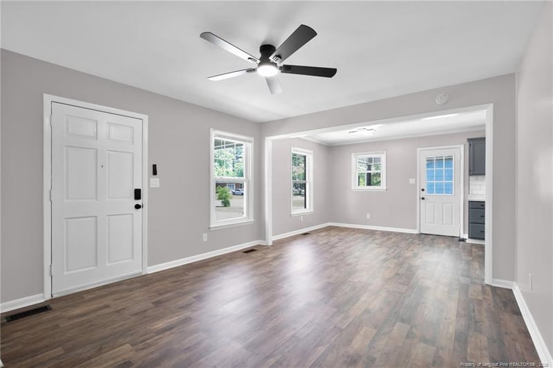 3220 Periwinkle Dr, Fayetteville, NC 28306