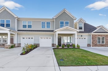 3221 Carnoustie Ct, Fayetteville, NC 28306