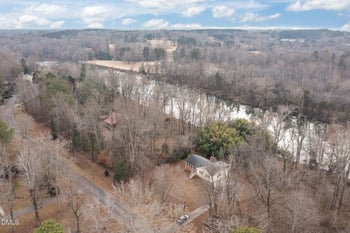 3221 Oakridge Dr, Graham, NC 27253