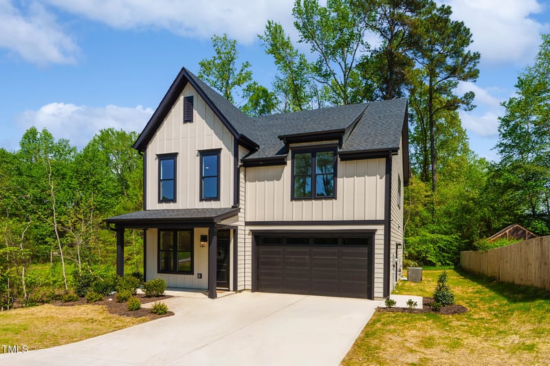 3221 Skycrest Dr, Raleigh, NC 27604