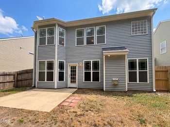 3221 Sunbright Ln, Raleigh, NC 27610