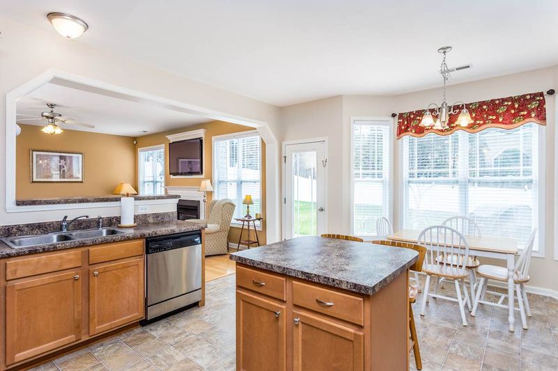 3222 Landing Falls Ln, Raleigh, NC 27616