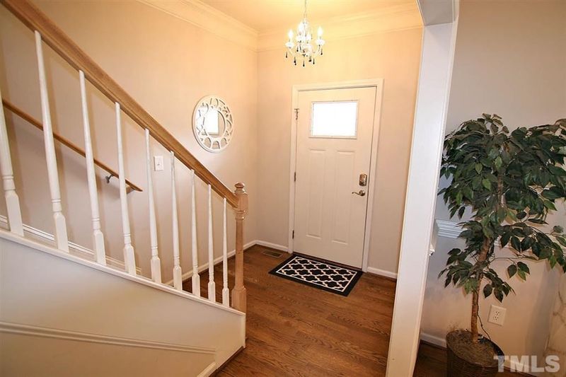 3225 Duveneck Dr, Raleigh, NC 27616