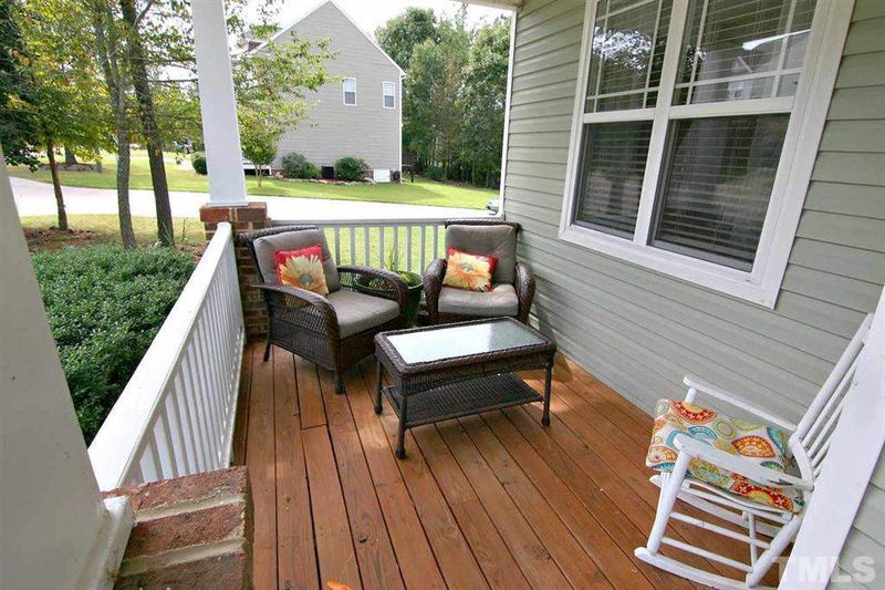 3225 Duveneck Dr, Raleigh, NC 27616