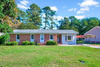 3225 Marigold Dr, Fayetteville, NC 28306