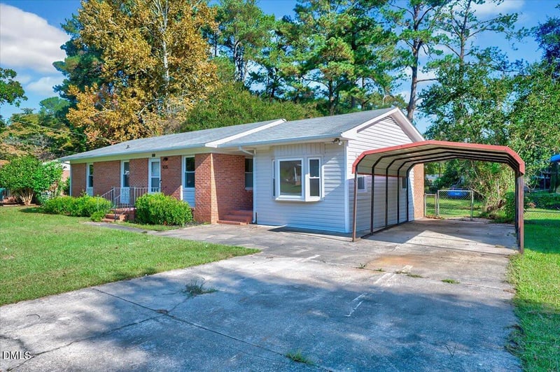 3225 Marigold Dr, Fayetteville, NC 28306
