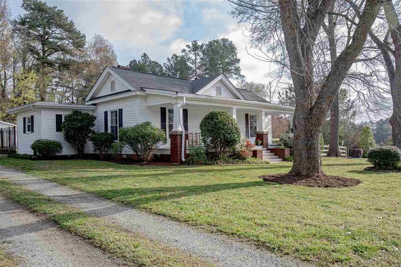 3226 Pickett Rd, Durham, NC 27705