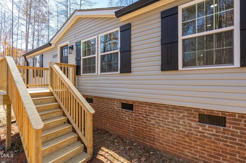 3227 Calloway Dr, Mebane, NC 27302