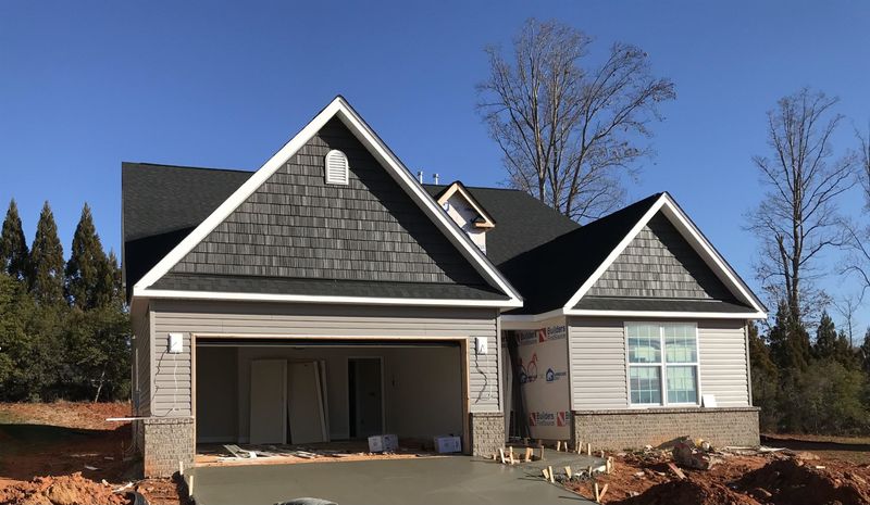 3228 Castlerock Dr #9, Burlington, NC 27215