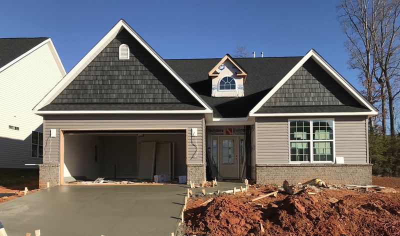 3228 Castlerock Dr #9, Burlington, NC 27215