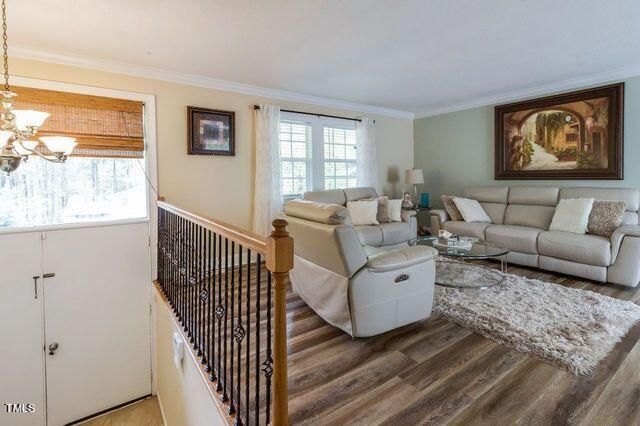 3228 Huntleigh Dr, Raleigh, NC 27604