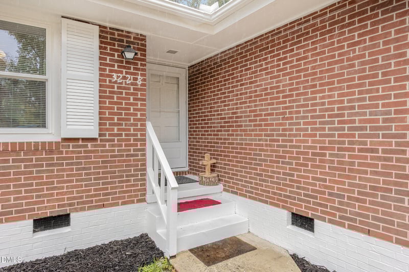 3228 Julian Dr, Raleigh, NC 27604