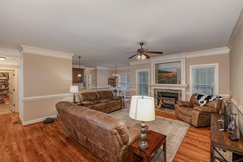 323 Bald Head Island Dr, Garner, NC 27529