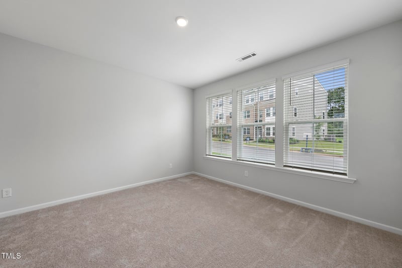 323 Chesapeake Commons St #104, Garner, NC 27529