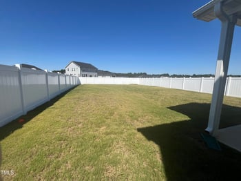 323 Chestnut Oak Ln, Lillington, NC 27546