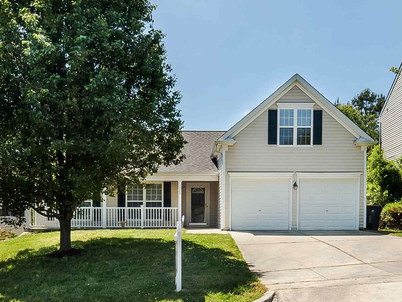 323 Grassy Point Rd, Apex, NC 27502