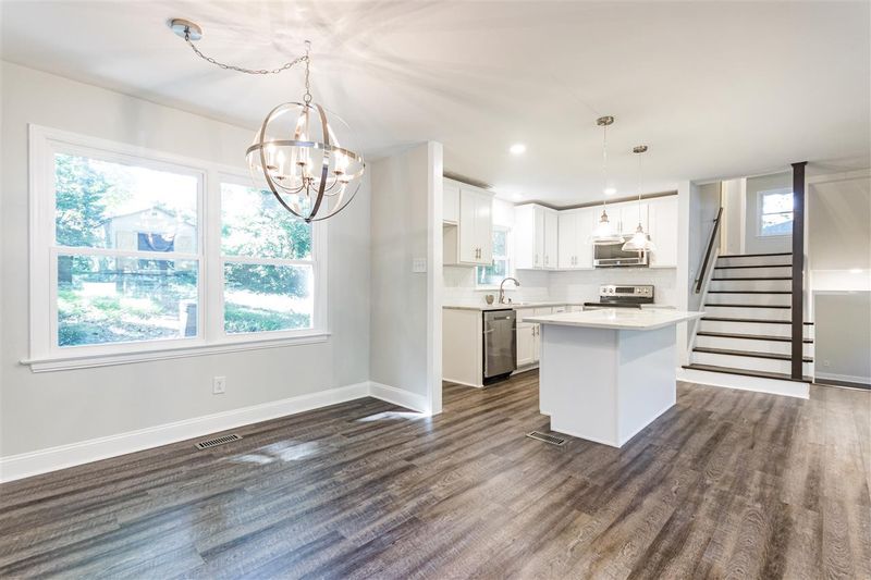 323 Howland Ave, Cary, NC 27513