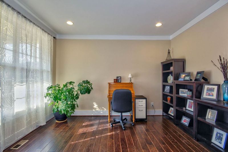 323 Huddle St, Hillsborough, NC 27278