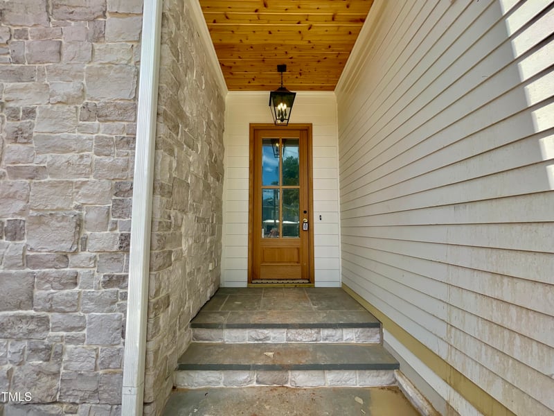 323 Hudson St, Raleigh, NC 27608