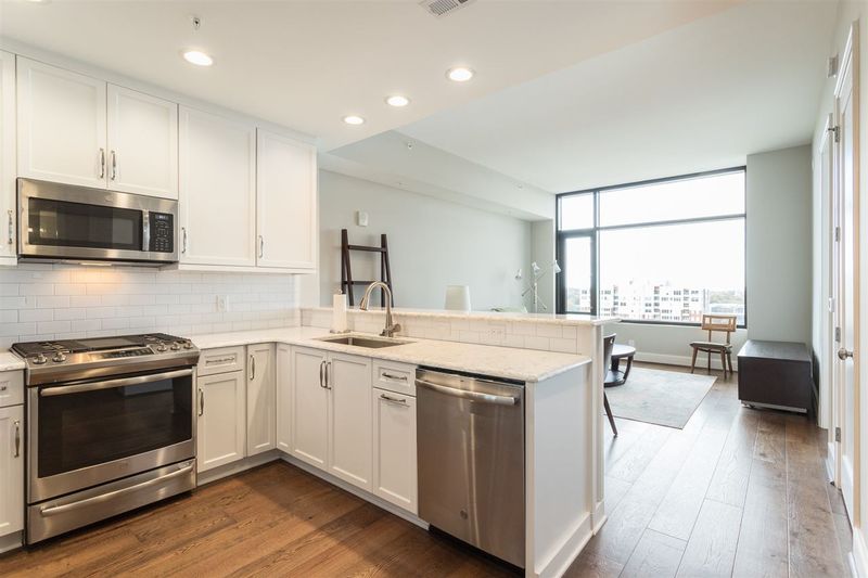 323 W Jones St #1015, Raleigh, NC 27603