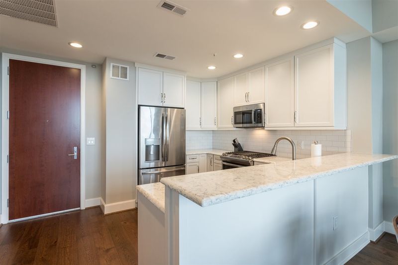 323 W Jones St #1015, Raleigh, NC 27603