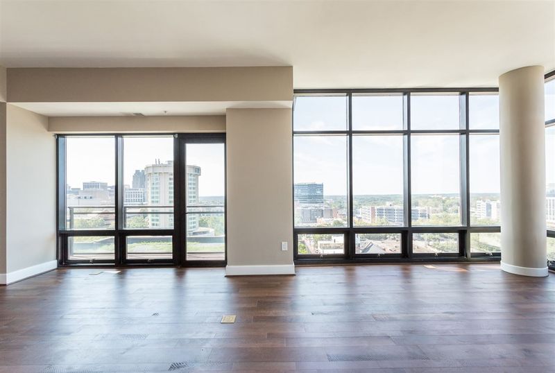 323 W Jones St #975, Raleigh, NC 27603