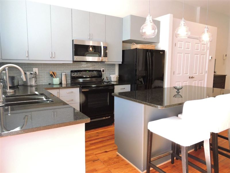 323 W Main St #B, Durham, NC 27701