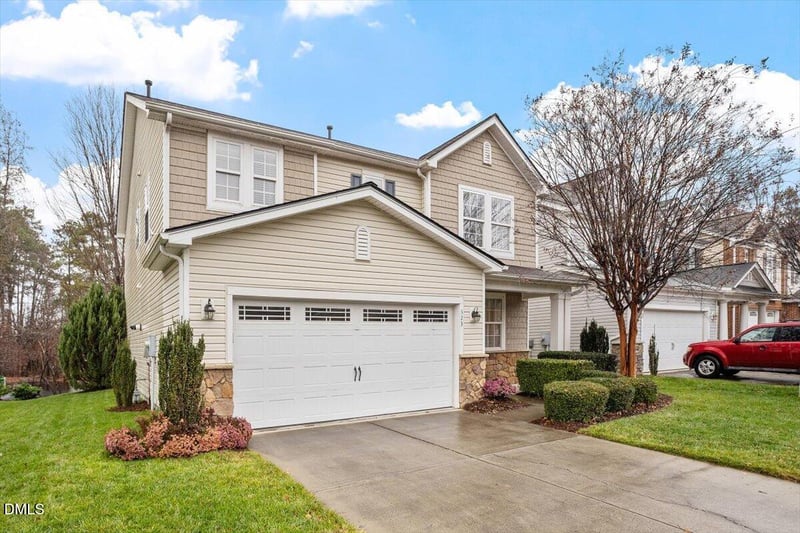 323 Northlands Dr, Cary, NC 27519