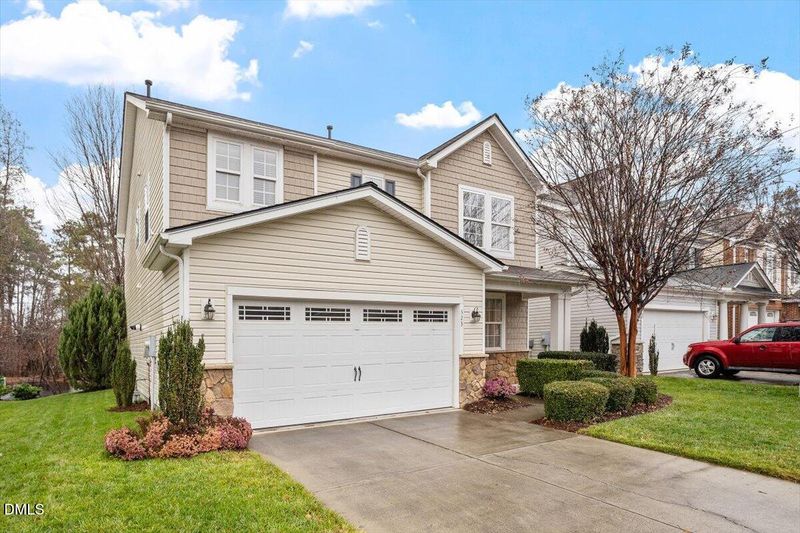 323 Northlands Dr, Cary, NC 27519