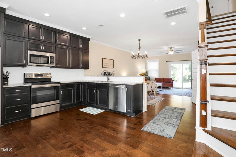 323 Old Grove Ln, Apex, NC 27502