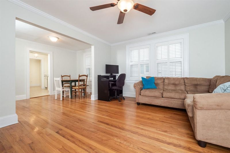 323 Pershing Rd, Raleigh, NC 27608