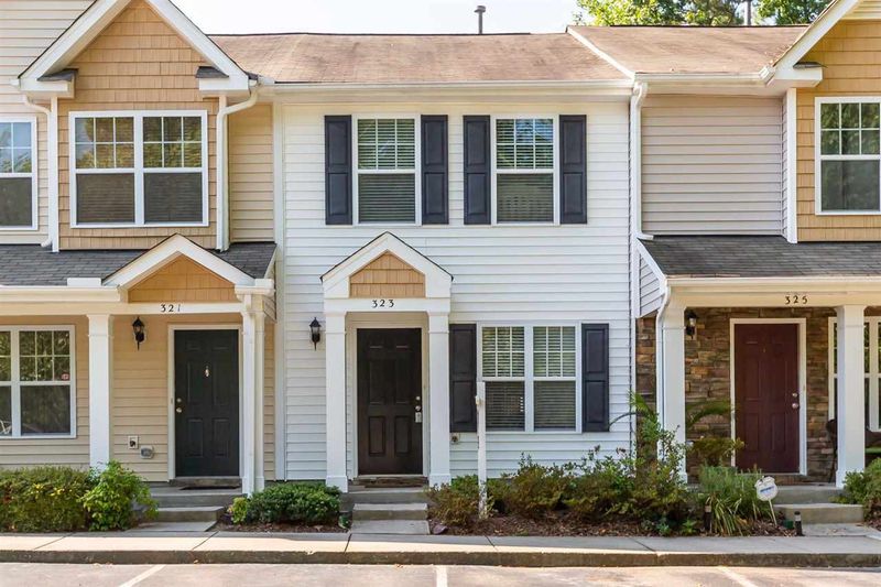 323 Port Haven Dr, Apex, NC 27502