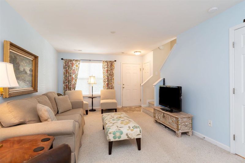 323 Port Haven Dr, Apex, NC 27502