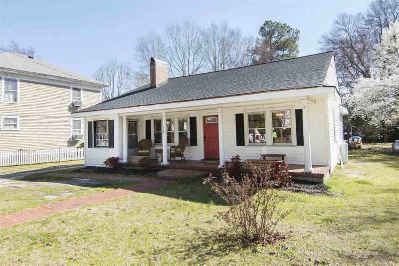 323 Wall St, Wendell, NC 27591