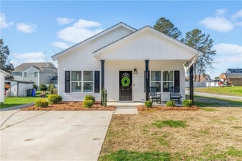 323 Wooddall St, Benson, NC 27504