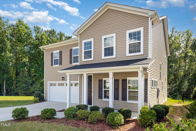 3230 Longleaf Estates Dr, Raleigh, NC 27616