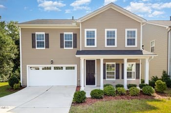 3230 Longleaf Estates Dr, Raleigh, NC 27616