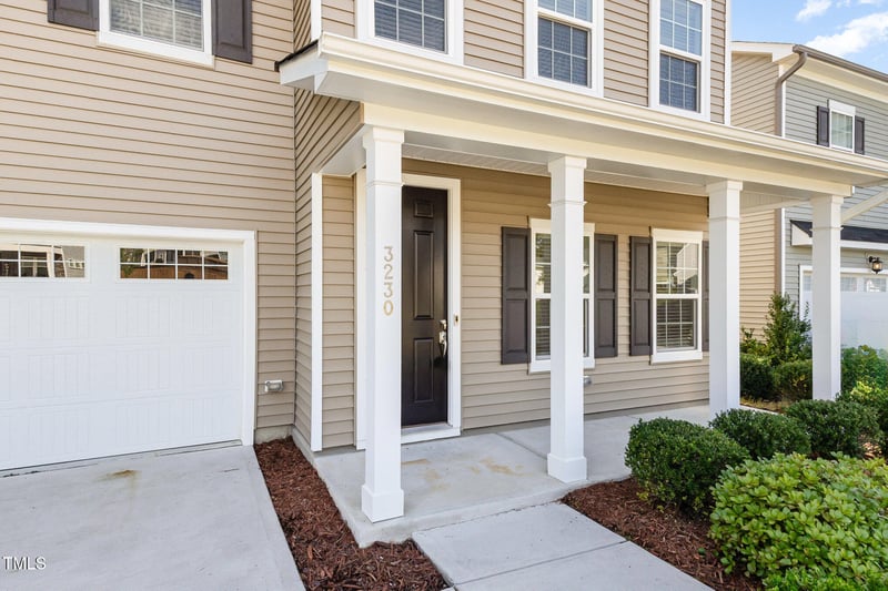 3230 Longleaf Estates Dr, Raleigh, NC 27616